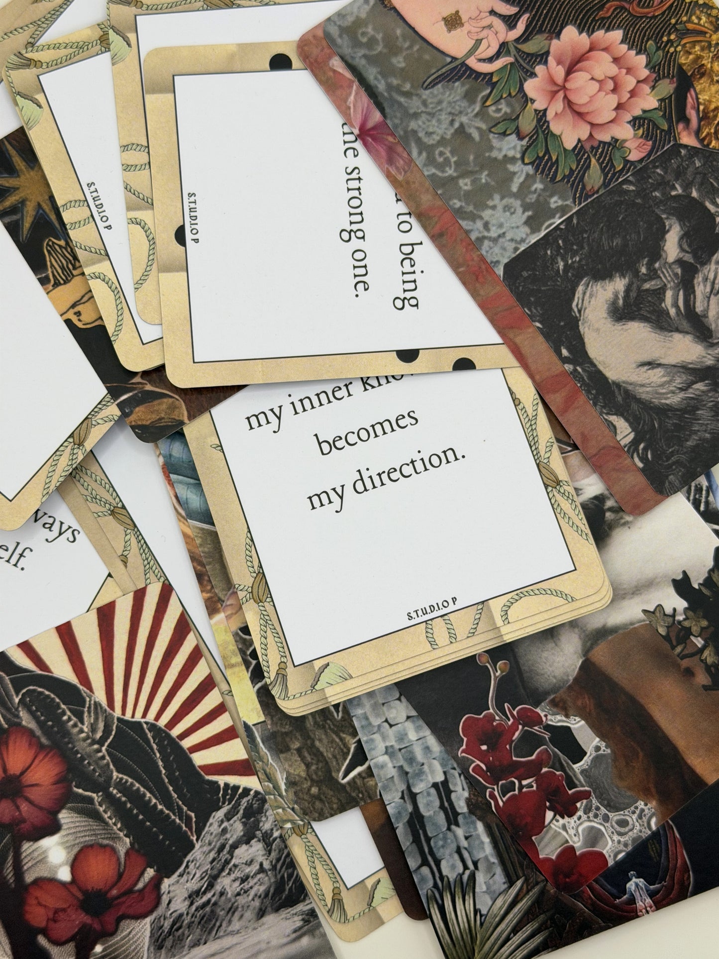 The Deck of Presence - Reminders for Quiet Confidence and Inner Authority